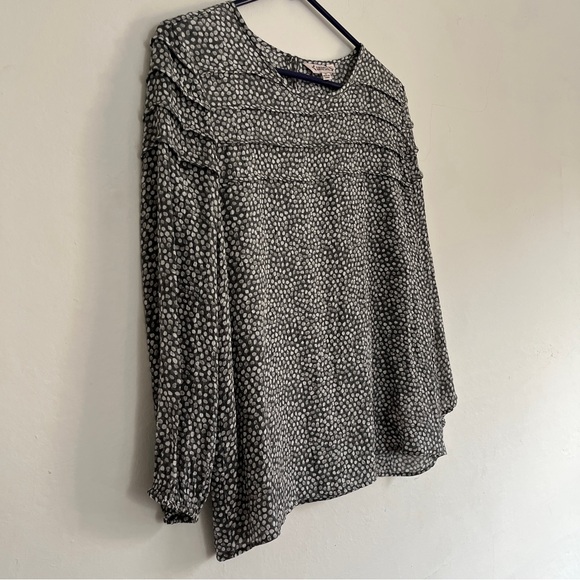 Nanette Lepore | Crepe Polka dot Blouse with Pin-Tuck details | Grey/White | Med - Picture 7 of 11